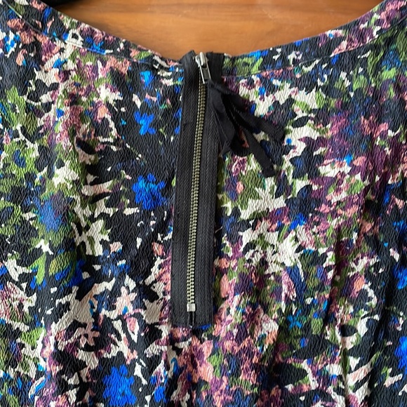 Tracy Reese cropped floral silk blouse size M - Picture 8 of 8